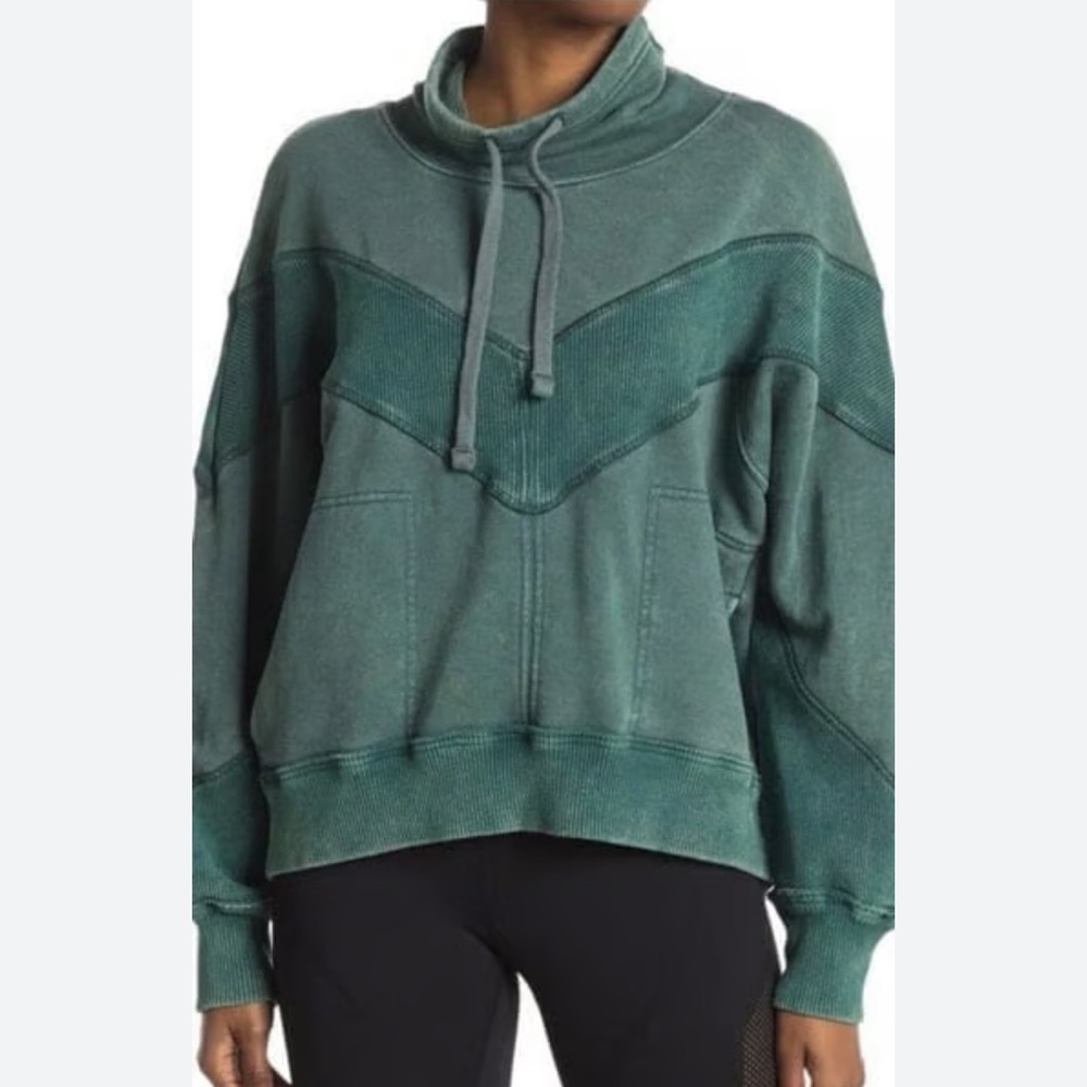 Free People movement sweater oversized pullover Medium